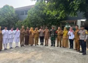 Kapolsek Dramaga Hadiri Apel Upacara Gabungan Forkompicam Juga Ka Desa Ciherang Di SDN Ciherang 02 Kec Dramaga, Sampaikan Edukasi Serta Himbauan Jaga Kondusifitas Wilkum Polsek Dramaga
