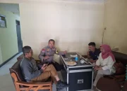 Bhabinkamtibmas Polsek Cisarua Laksanakan Sambang untuk Ciptakan Kamtibmas di Desa Tugu Utara